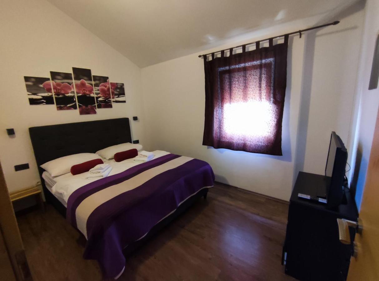 Panorama Sunset Apartments Cres Kültér fotó